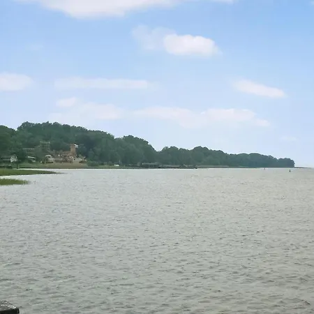 Auf Ruegen Semesterbostad Lietzow